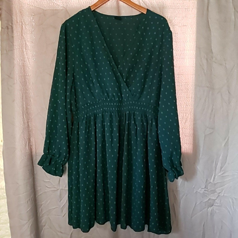 CICIDUDU Dress Womens 3XL Green Polka Dot Long Sleeve V Neck Fit & Flare Knee